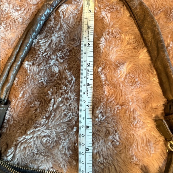 Tano Olive/Taupe Leather Shoulder Hobo Bag Many Zippers EUC - Picture 9 of 10